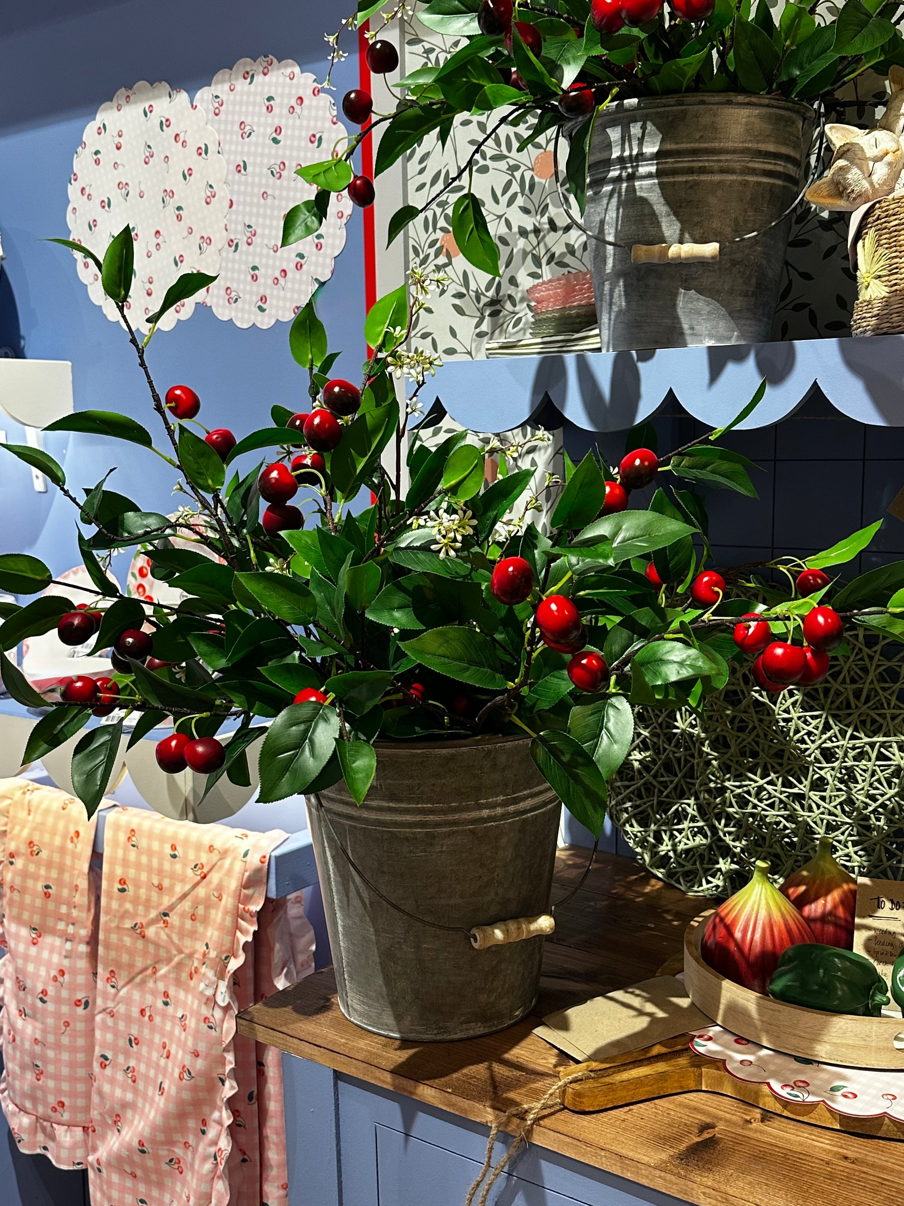 Gałązki i pojedyncze kwiaty