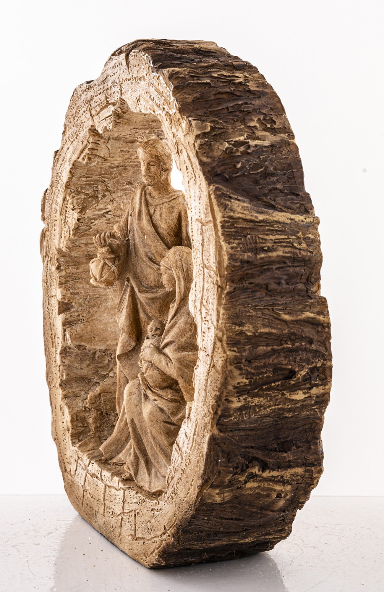 Szopka Bożonarodzeniowa w Ramie Drewnianej – 20 cm