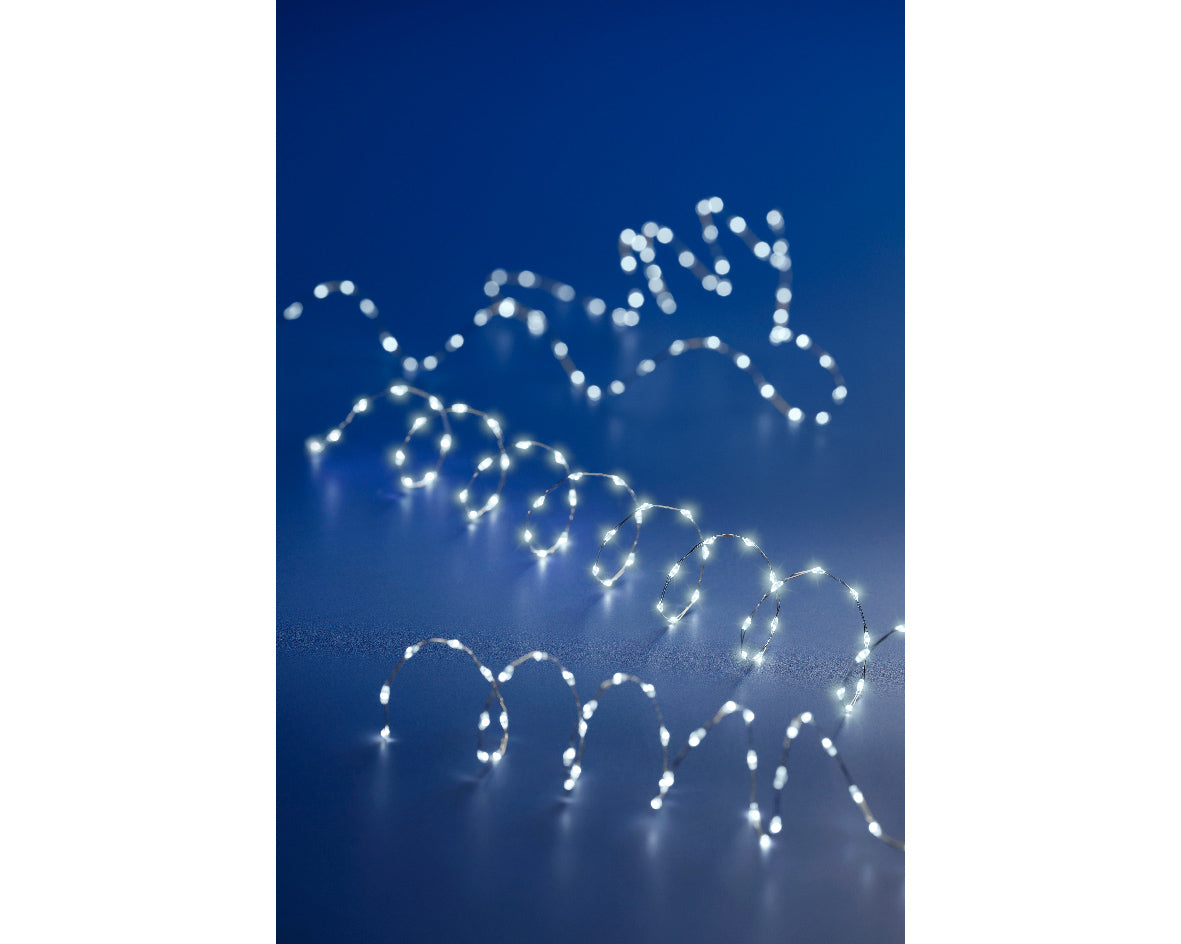 Lampki micro LED na baterie – 100L na druciku zimny biały