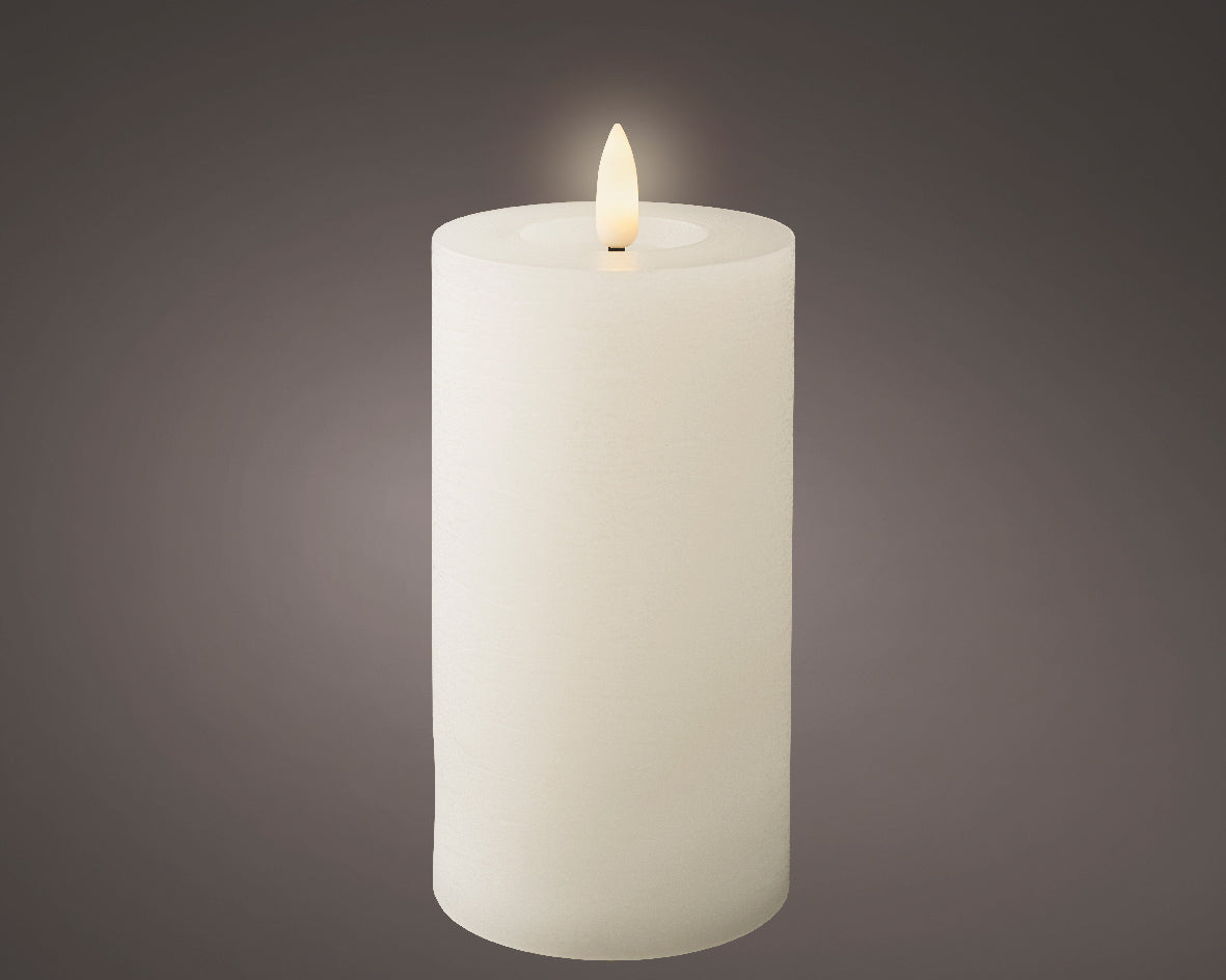 Świeca LED 15 cm biała – efekt płomienia