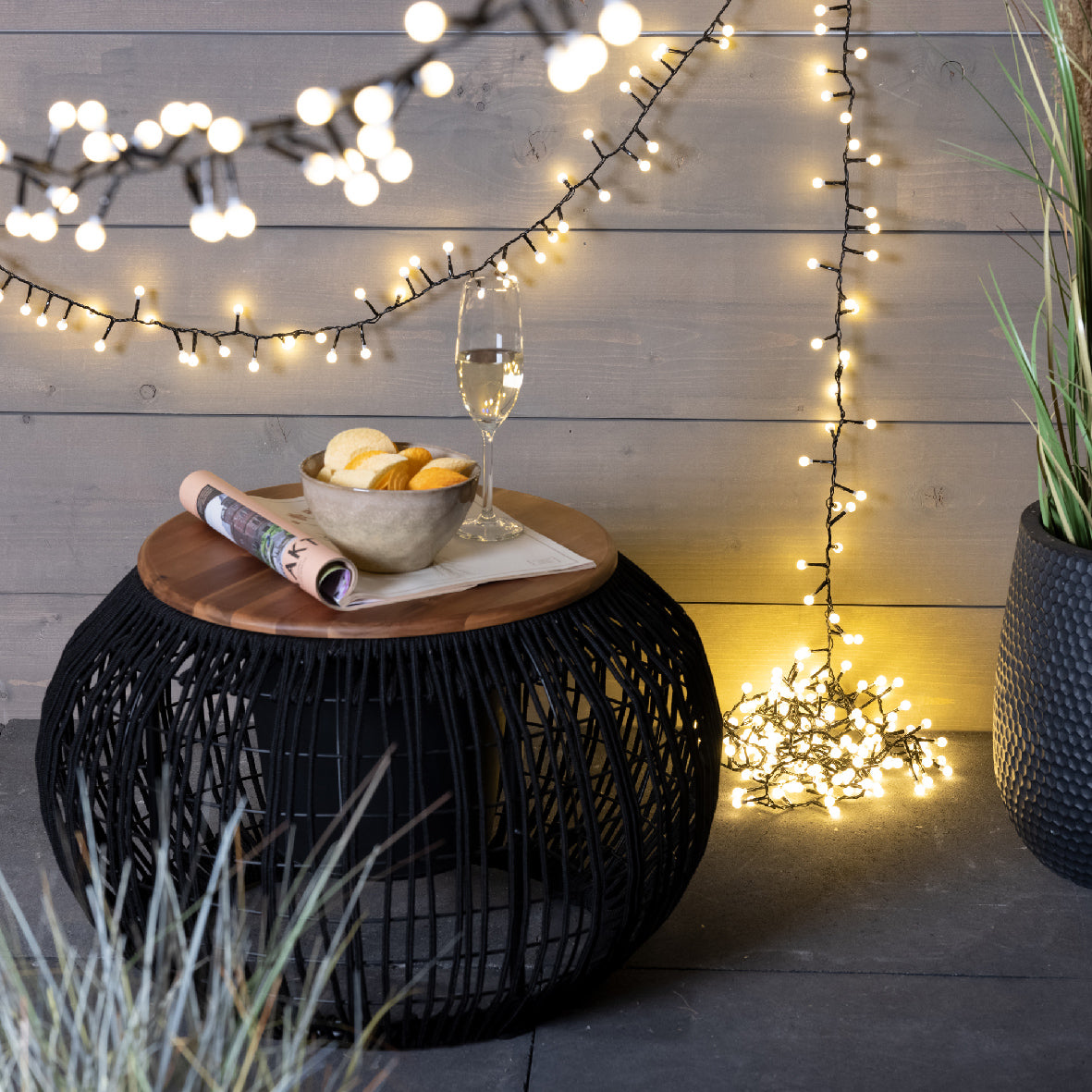 Lampki LED ''Wiśnie'' z efektem migotania 500L - 11m Ciepły biały