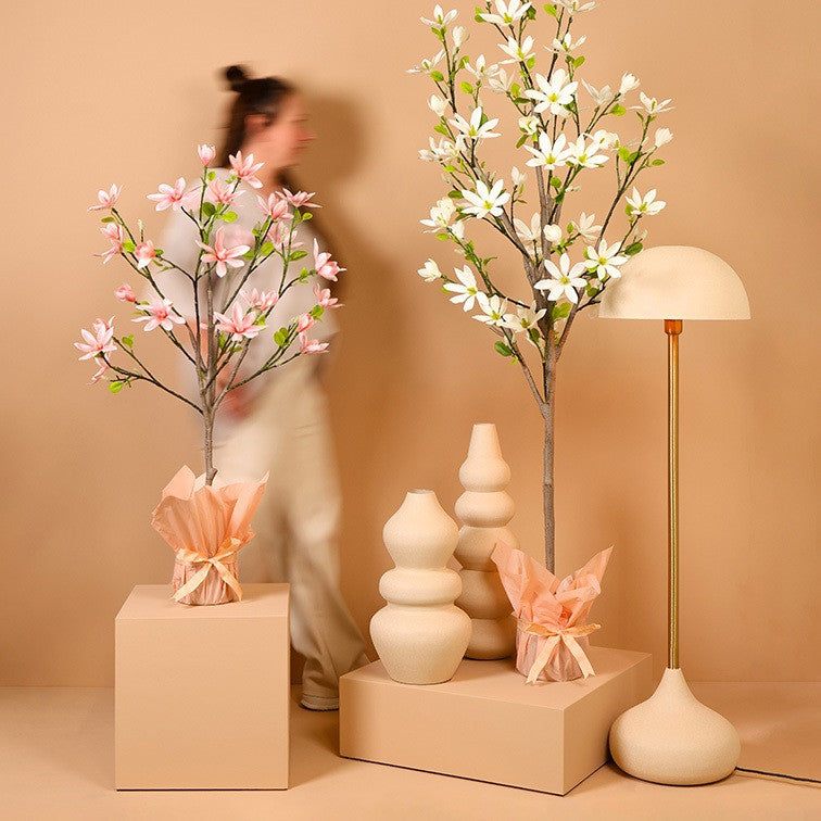 Lampa podłogowa metalowa kremowa 125 cm