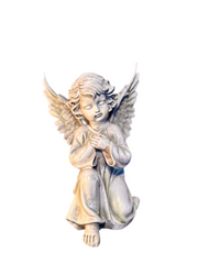 Aniołek z dłoniami na sercu