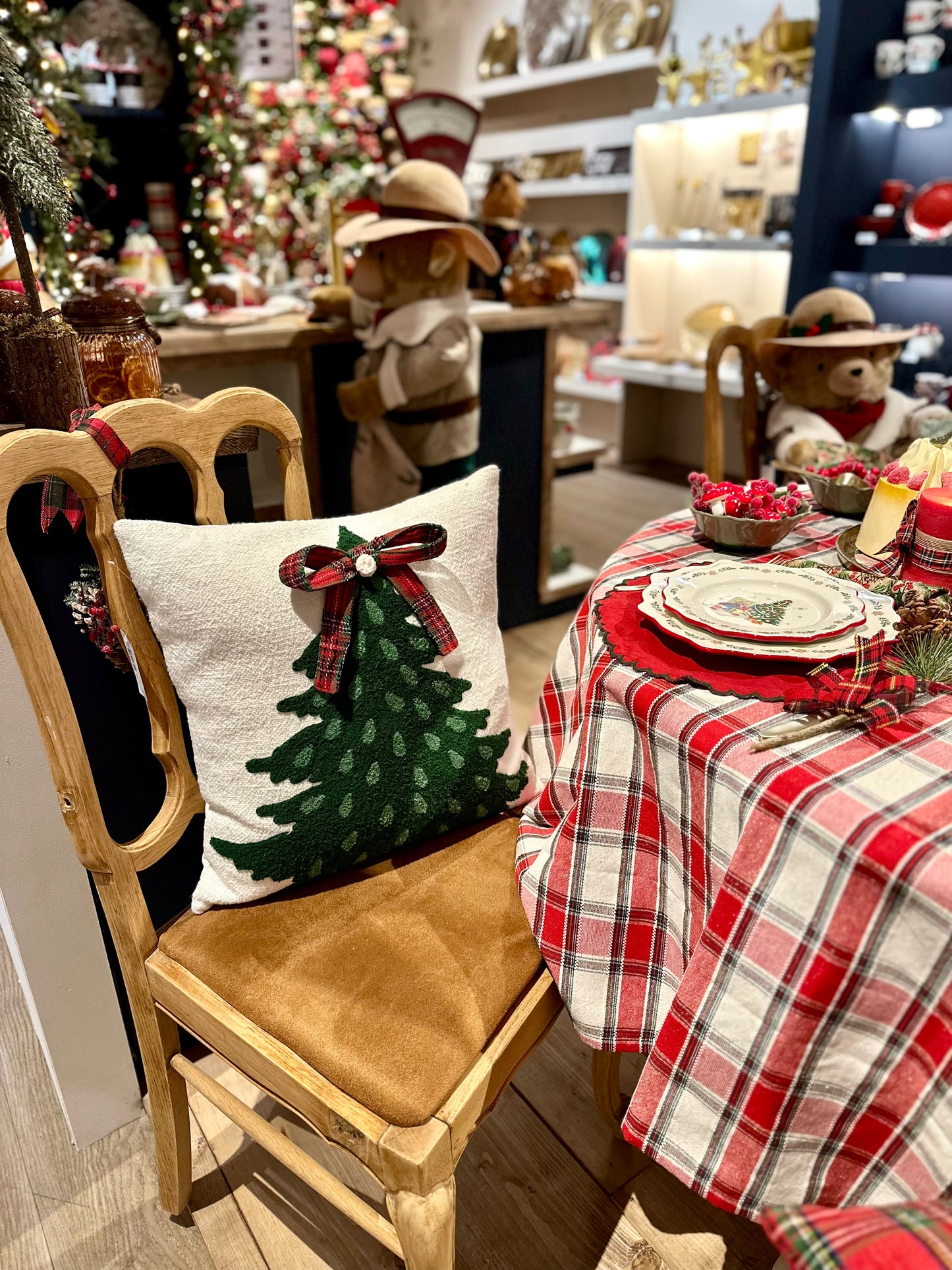 Poduszka świąteczna 45 × 45 cm – motyw choinki