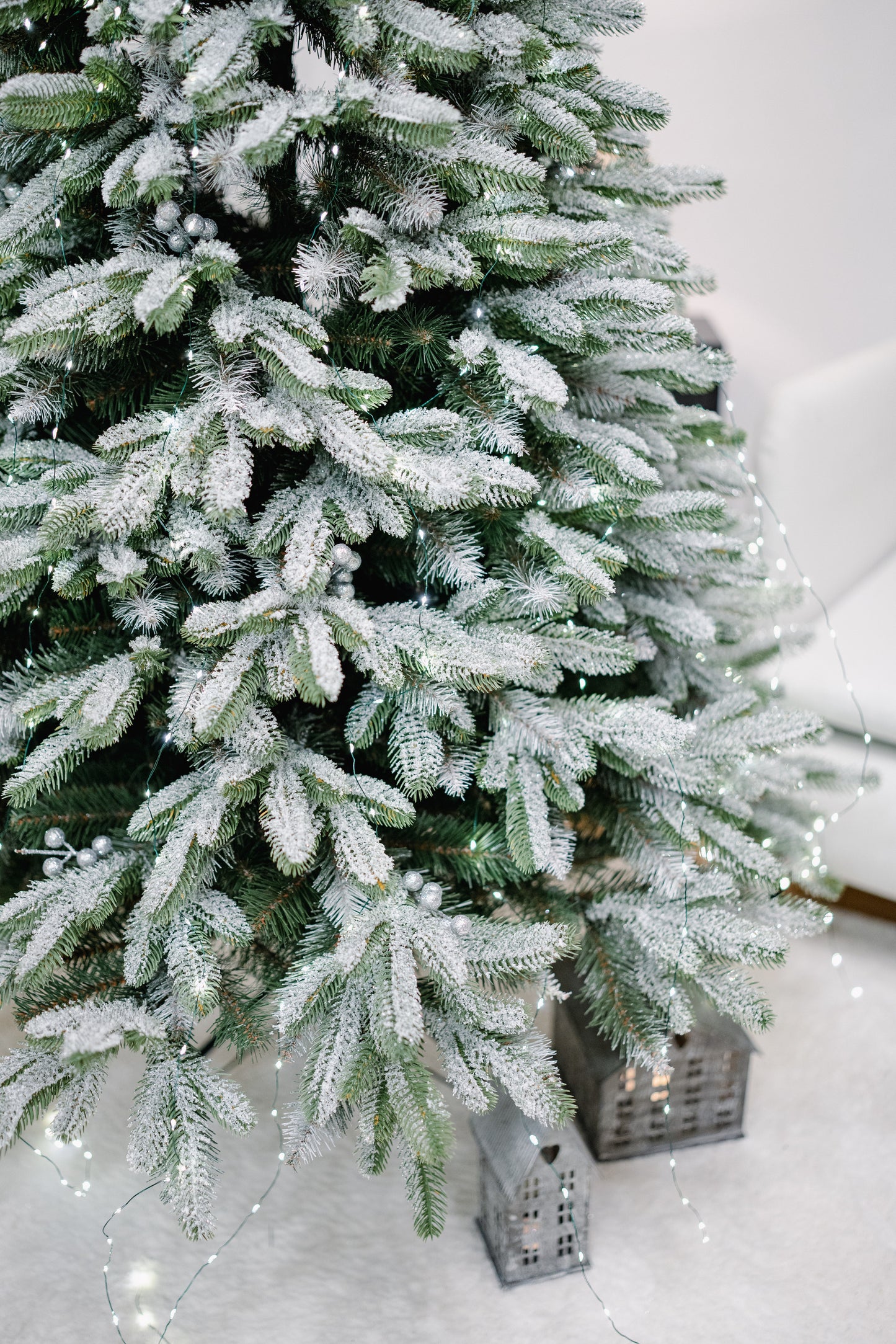 Choinka PE+PVC ośnieżona 180/220/250 cm