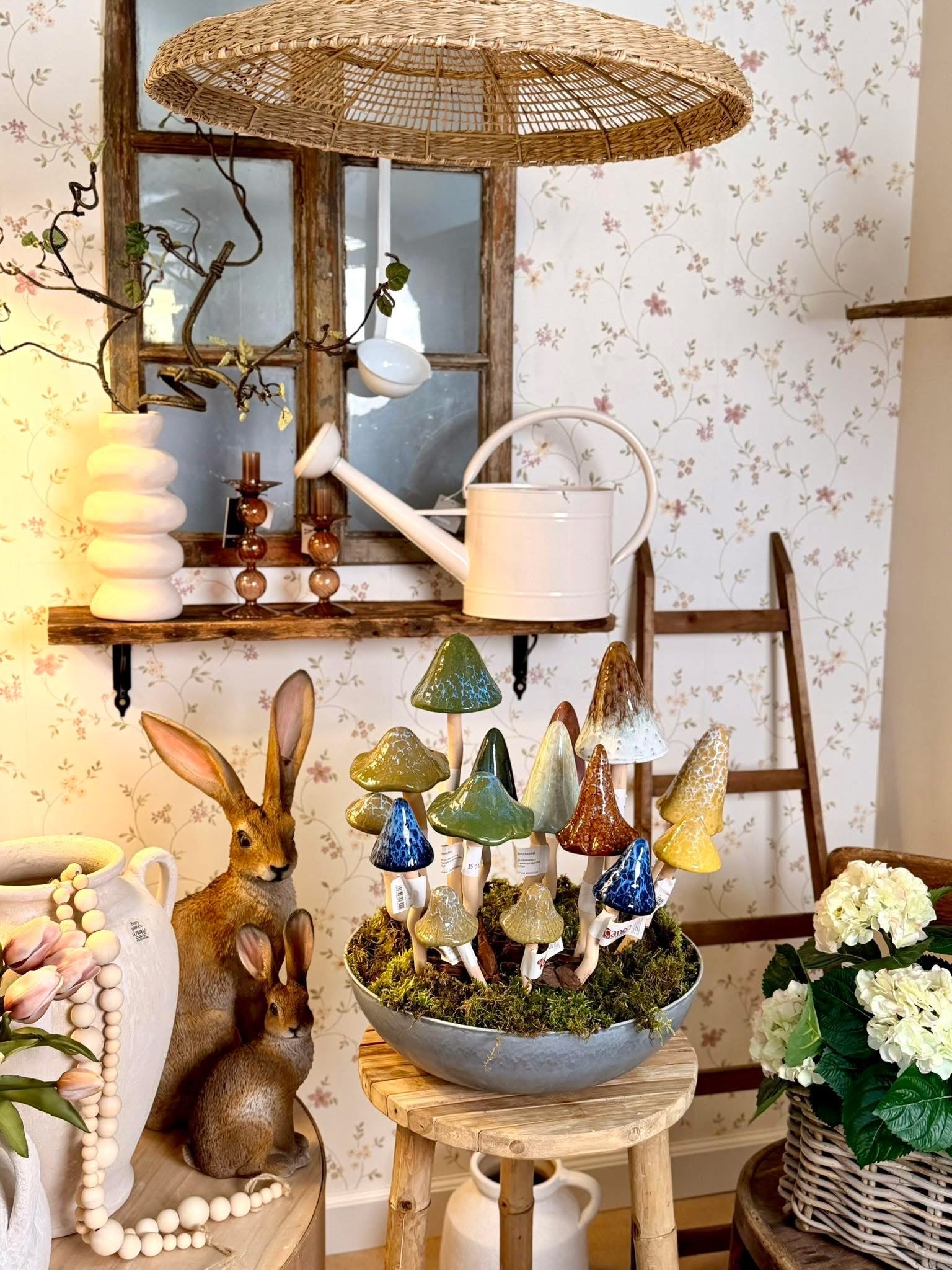 Grzyb ceramiczny czerwony z ruchomym kapeluszem 29 cm