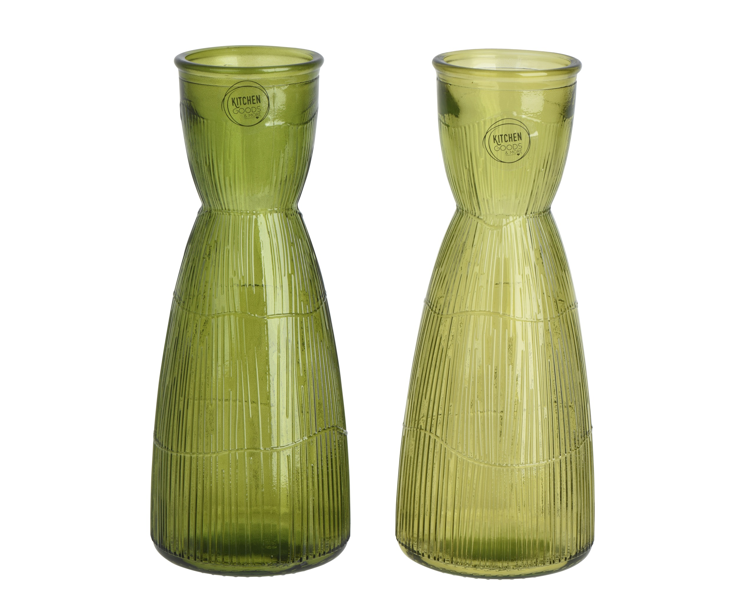 Karafka na wodę z recyklingowanego szkła