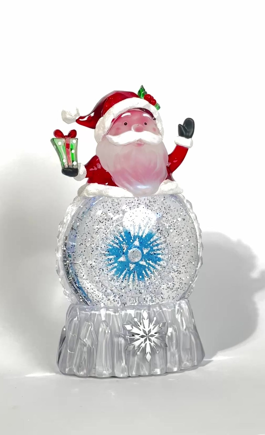 Załaduj wideo: Pozytywka LED Mikołaj z Karuzelą