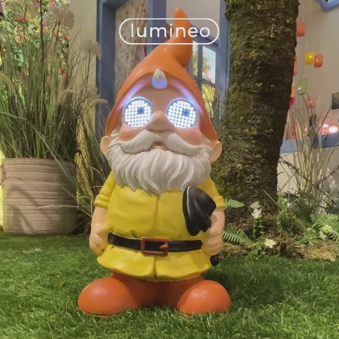 Załaduj wideo: jeżyk LED ogrodowy – solarny 3D