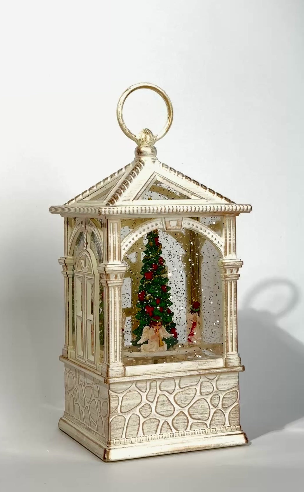 Załaduj wideo: Pozytywka LED Latarnia z Aniołkami i Choinką